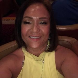 Meet your Posher, Julia